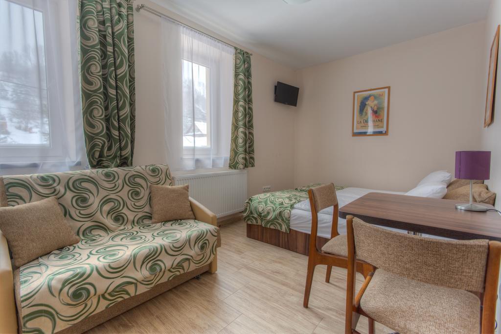 Antracyt Apartment กรินีซา ดรอยจ์ ภายนอก รูปภาพ